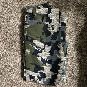 Kuiu Pro hunting pant